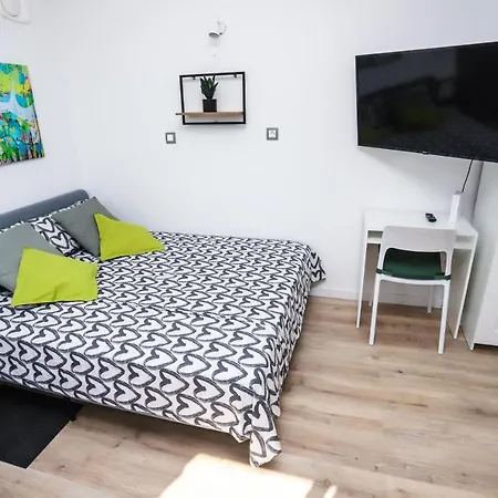 Nina Apartament *